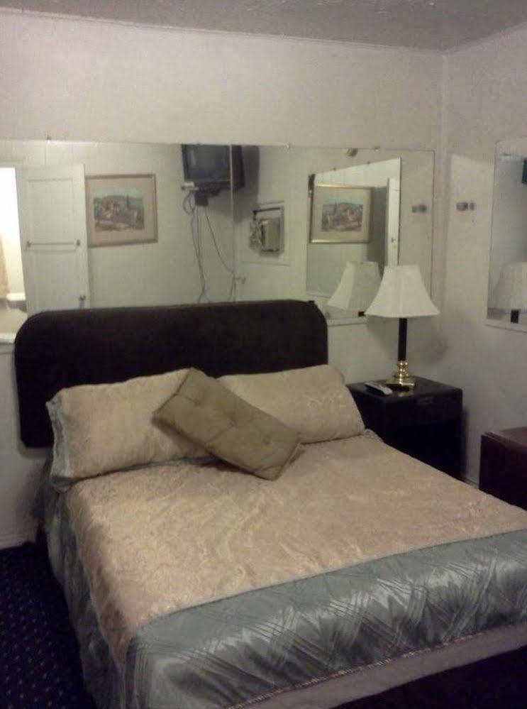 Wellington Pillow Talk Motel المظهر الخارجي الصورة